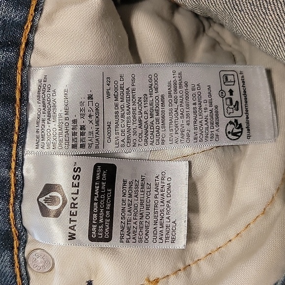 Levi's 559 Relaxed Fit Straight Leg Jeans, Size 33x32, Great Used Condition - Picture 12 of 14